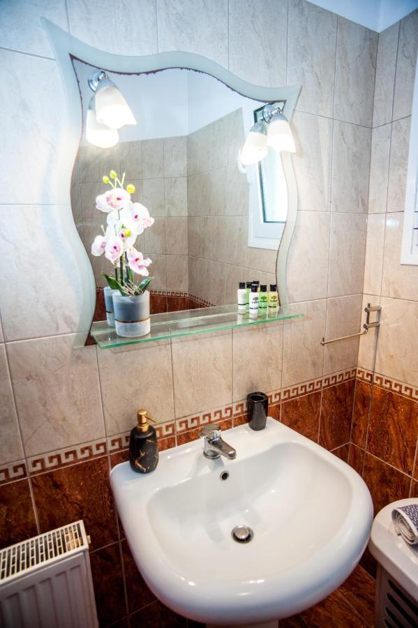 Nikos Apartments Spacious And Panoramic Аргостолион Экстерьер фото